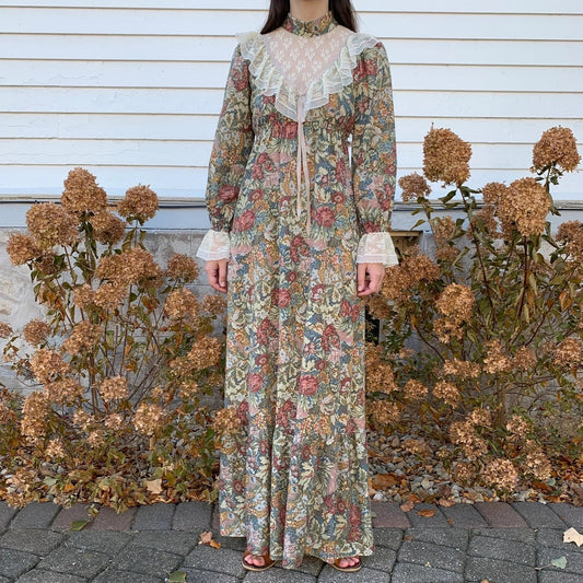 1970s Floral Print Prairie Dress | S/M