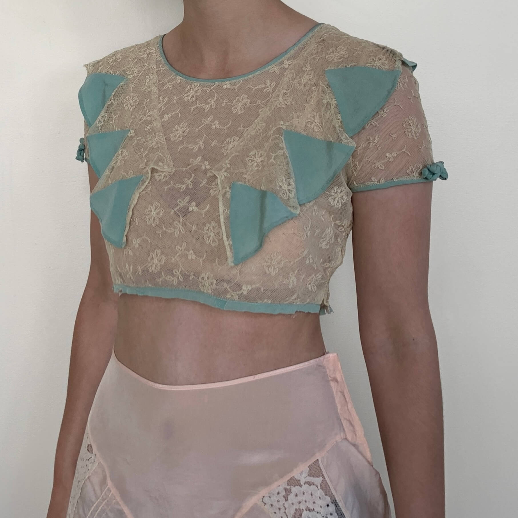 additional view of 1930s blouse in beige alencon lace