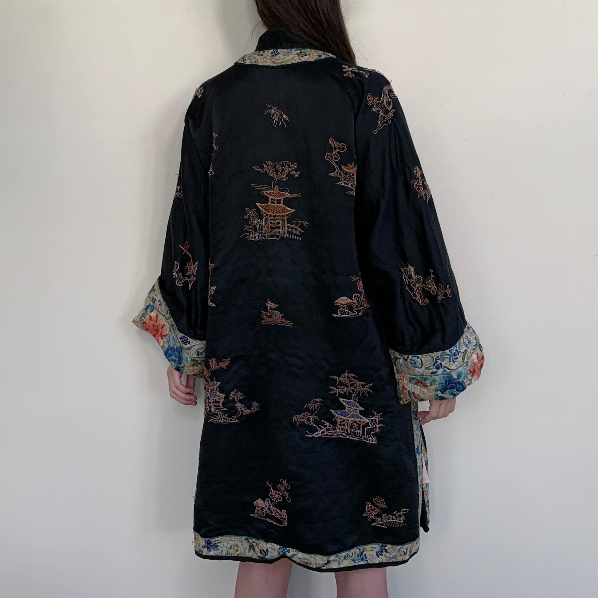 back view of the Antique Chinese Embroidered Silk Robe 