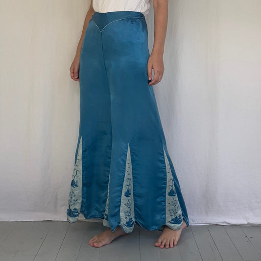 vintage 1920s beach pajamas bright blue silk with Chinese embroidery